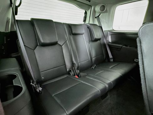Used 2015 Honda Pilot Touring image 28