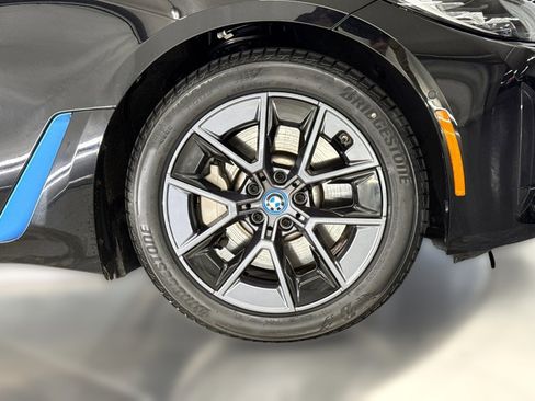 Used 2023 BMW i4 eDrive35 w/ Premium Package RWD image 11