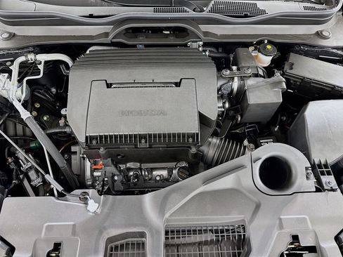 Certified 2025 Honda Pilot EX-L image 10