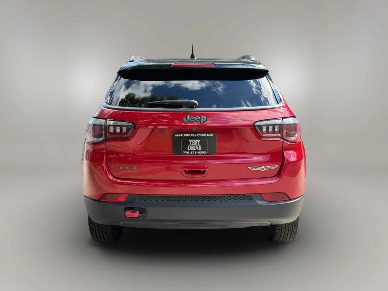 Used 2018 Jeep Compass Trailhawk AWD/4WD image 10