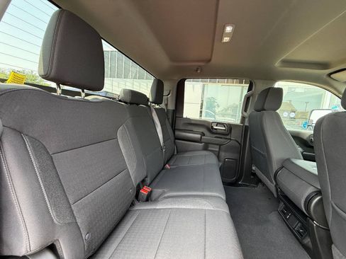 Used 2026 Chevrolet Silverado 2500 Custom w/ Custom Convenience Package AWD/4WD image 17