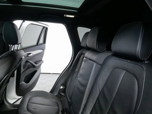 Used 2021 BMW X1 sDrive28i w/ Premium Package image 17