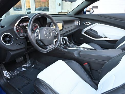 Used 2021 Chevrolet Camaro SS image 25