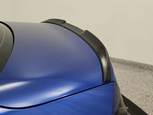 Used 2025 BMW M2 w/ Lighting Package image 17