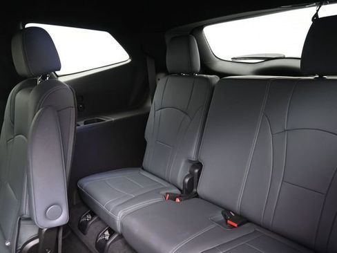 Used 2023 Buick Enclave Essence w/ LPO, Floor Liner Package FWD image 20