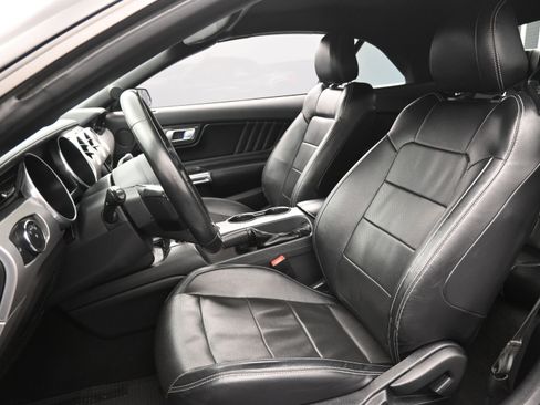 Used 2022 Ford Mustang Premium image 16