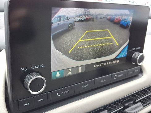 Certified 2023 Honda HR-V LX image 17