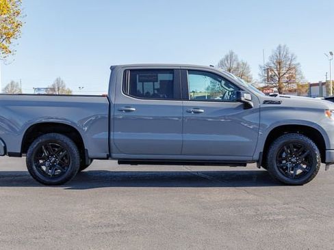 Used 2025 Chevrolet Silverado 1500 RST w/ Z71 Off-Road Package AWD/4WD image 5