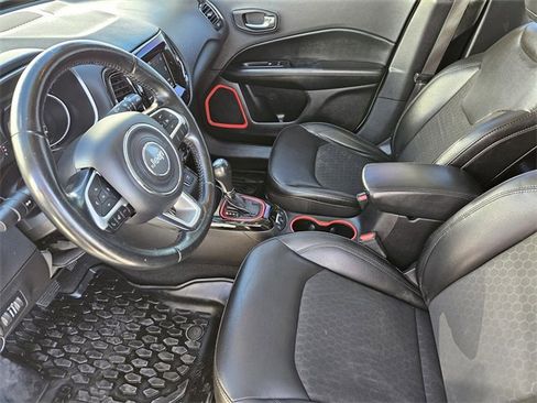 Used 2020 Jeep Compass Latitude image 13