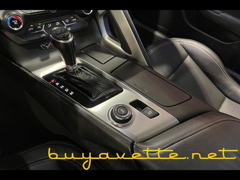 Used 2015 Chevrolet Corvette Stingray Coupe image 19