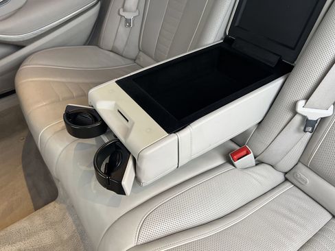 Used 2015 Mercedes-Benz S 550 Sedan image 23