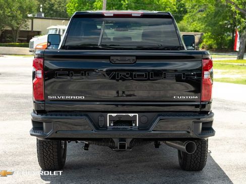 New 2026 Chevrolet Silverado 2500 Custom w/ Custom Value Package AWD/4WD image 7
