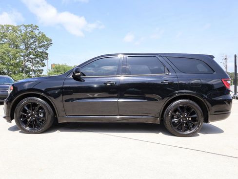 Used 2017 Dodge Durango R/T w/ Blacktop Package RWD image 3