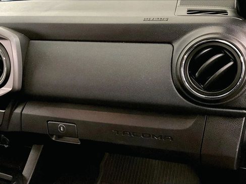 Used 2020 Toyota Tacoma TRD Off-Road w/ Blackout Package image 15