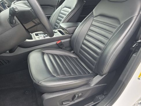 Used 2024 Ford Edge SEL AWD/4WD image 23