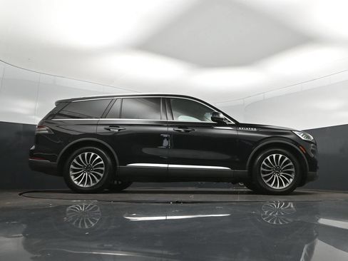 Used 2020 Lincoln Aviator Reserve w/ Equipment Group 201A RWD image 44