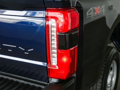 Used 2024 Ford F250 XL w/ 360-Degree Camera Package AWD/4WD image 8