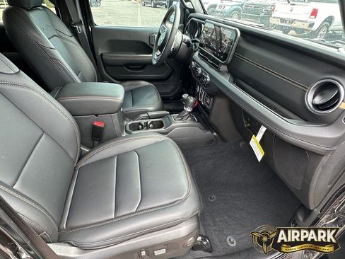 New 2024 Jeep Wrangler Unlimited Sahara w/ Safety Group AWD/4WD image 12