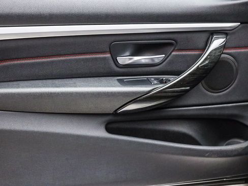 Used 2019 BMW 430i Coupe w/ Convenience Package image 21