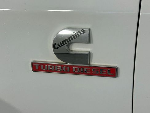 Used 2022 RAM 2500 Tradesman w/ Chrome Appearance Group AWD/4WD image 27