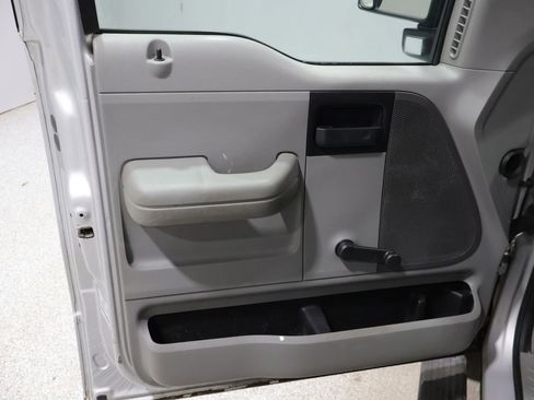 Used 2007 Ford F150 STX image 7