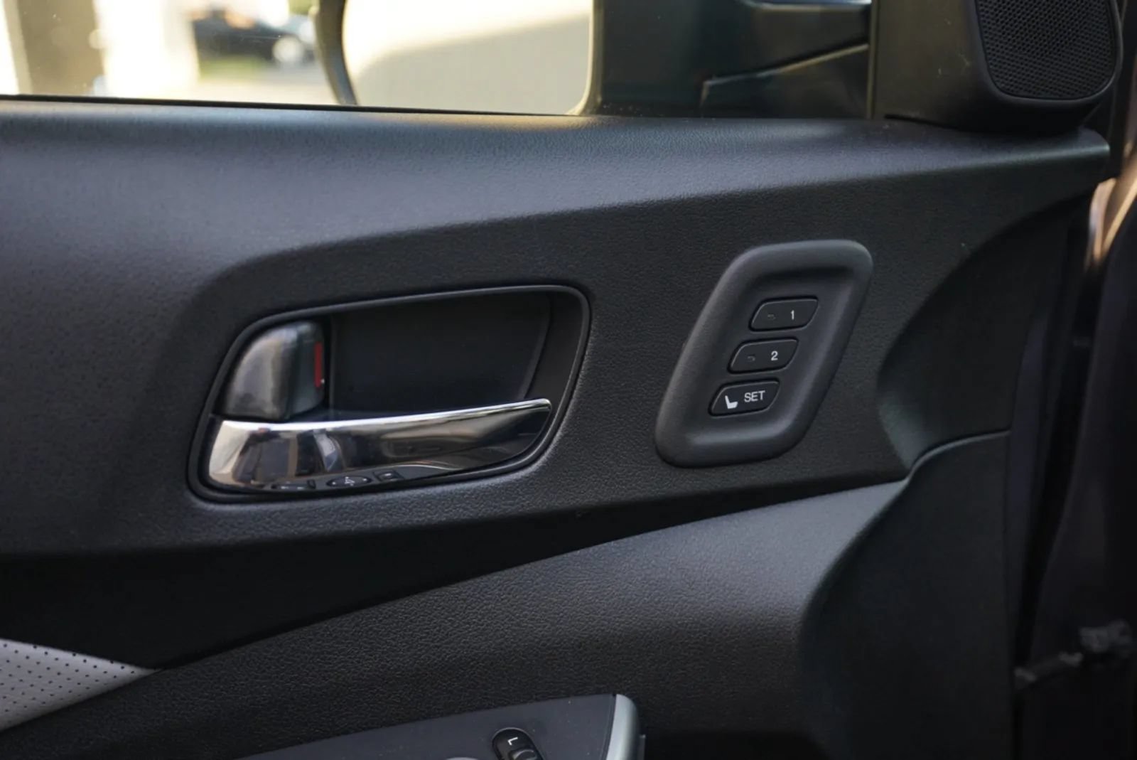 Used 2016 Honda CR-V Touring image 15