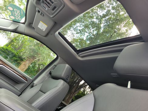 Certified 2025 GMC Sierra 1500 Elevation w/ Elevation Premium Package AWD/4WD image 32