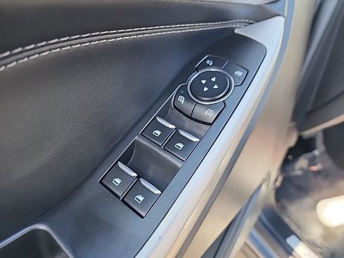 Used 2021 Ford Explorer Limited w/ Hybrid Equipment Group 310A image 10