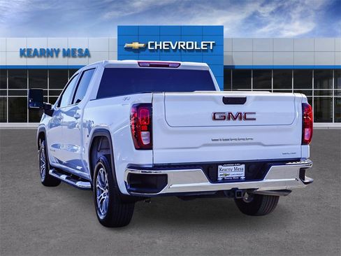 Used 2024 GMC Sierra 1500 SLE w/ Max Trailering Package image 4