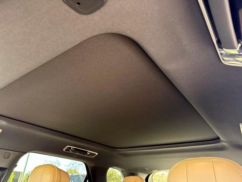 New 2026 Land Rover Range Rover Sport SE image 17