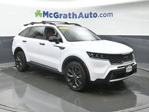 Used 2023 Kia Sorento SX Prestige image 2