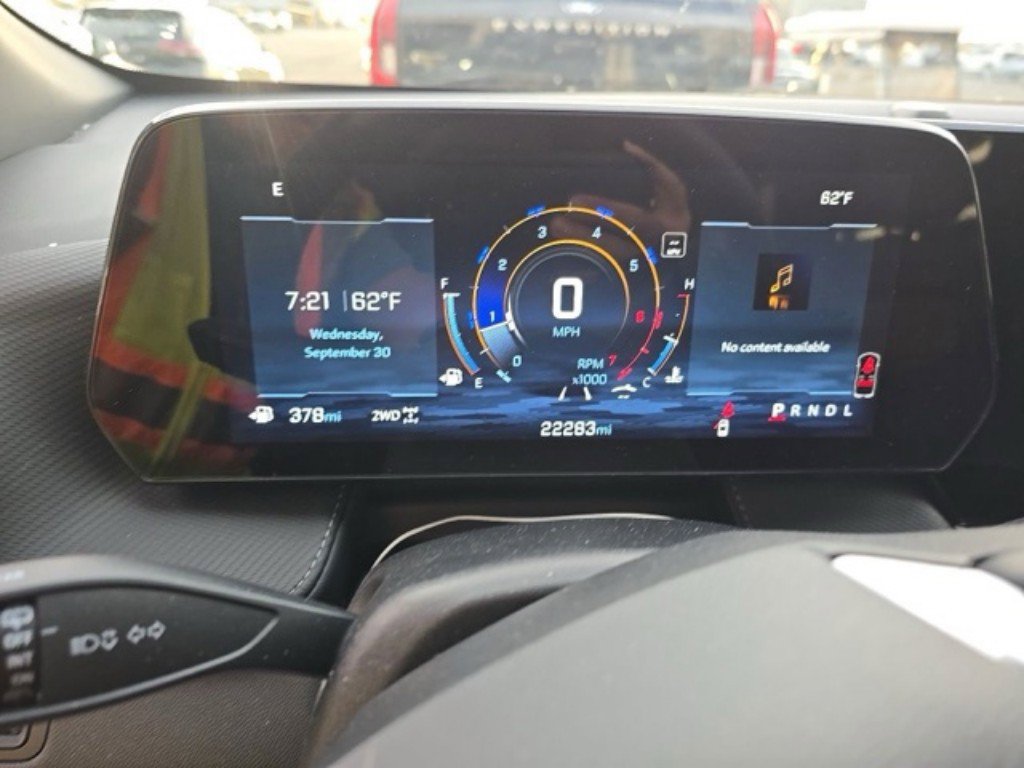 Used 2026 Chevrolet Equinox LT AWD/4WD image 11