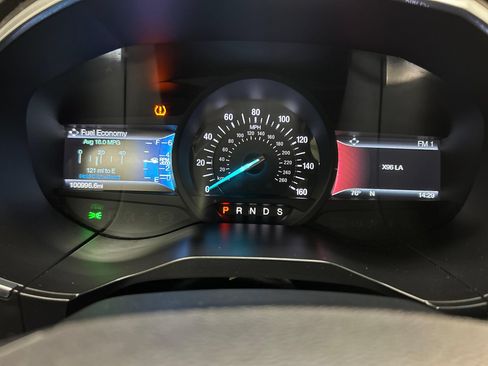 Used 2015 Ford Edge Titanium AWD/4WD image 16