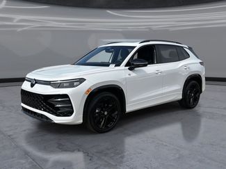 New 2026 Volkswagen Tiguan SE R-Line FWD video 1