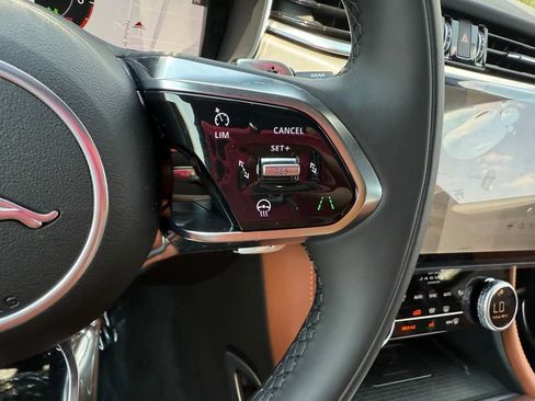 New 2026 Jaguar F-PACE R-Dynamic S image 21