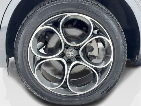 Used 2023 Alfa Romeo Stelvio Ti image 55