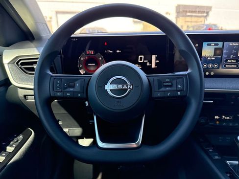 New 2026 Nissan Kicks SV image 14