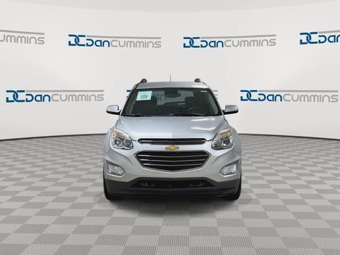 Used 2017 Chevrolet Equinox LT w/ Convenience Package FWD image 3