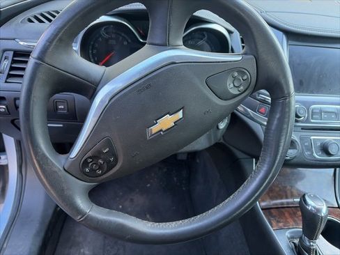 Used 2014 Chevrolet Impala LT image 10