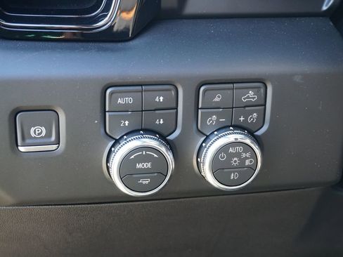 New 2026 GMC Sierra 1500 AT4 w/ Technology Package image 29