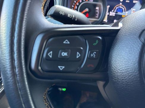 Used 2024 Jeep Gladiator Sport AWD/4WD image 23