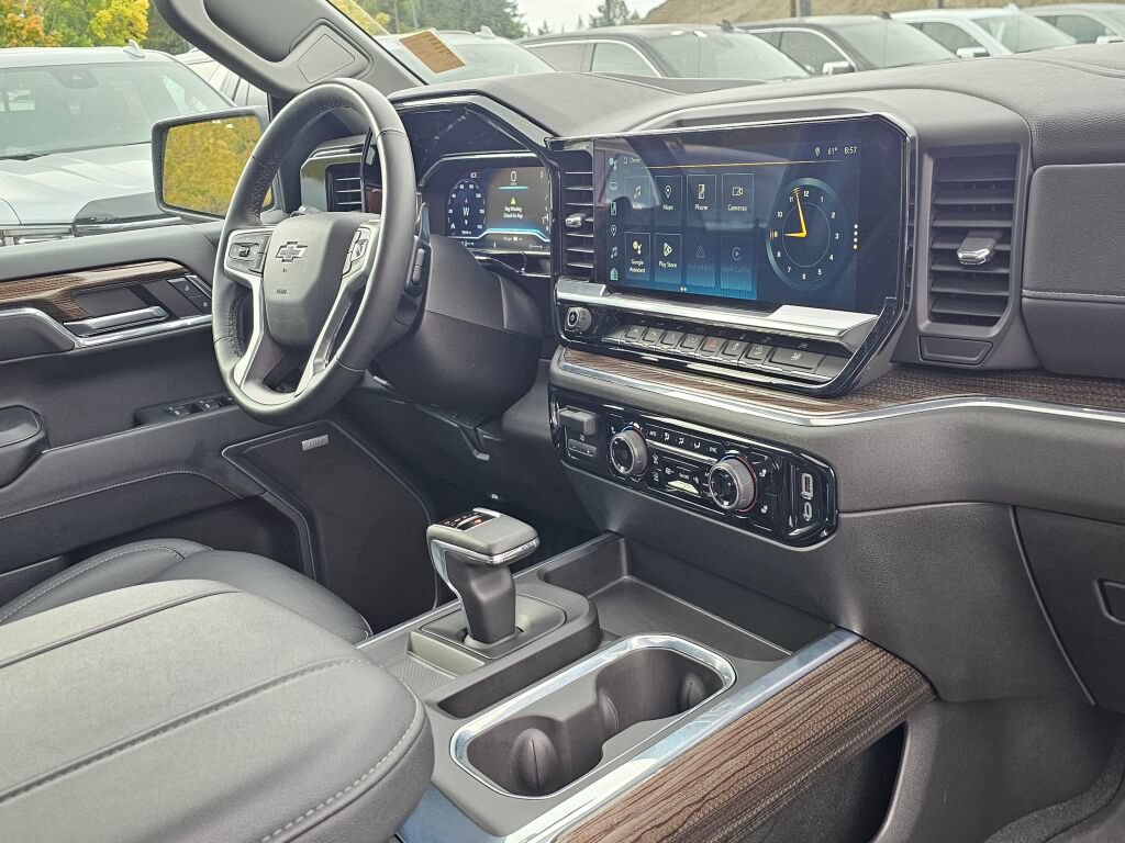 Certified 2024 Chevrolet Silverado 1500 RST w/ Convenience Package II AWD/4WD image 20