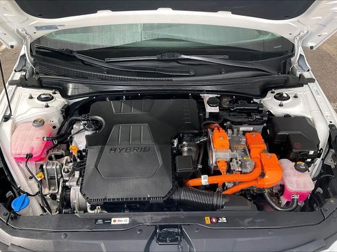 Certified 2021 Hyundai Elantra Limited w/ Cargo Package image 32