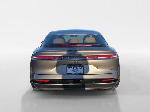 Used 2023 Lucid Air Grand Touring image 4