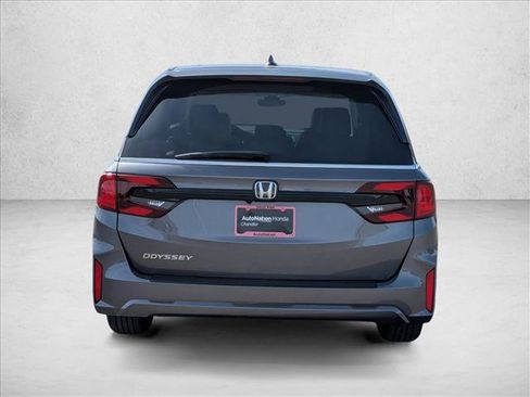 New 2026 Honda Odyssey EX-L image 8