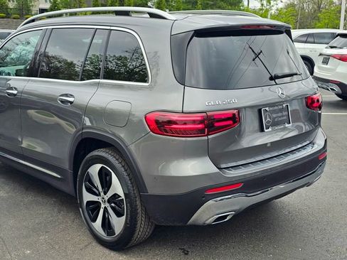 New 2026 Mercedes-Benz GLB 250 4MATIC image 12