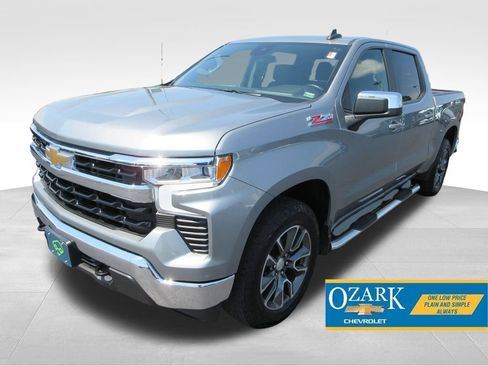 Certified 2024 Chevrolet Silverado 1500 LT AWD/4WD image 1