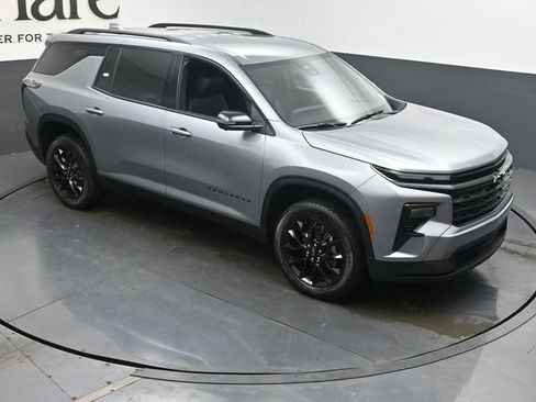 New 2026 Chevrolet Traverse LT w/ Midnight/Sport Edition AWD/4WD image 27