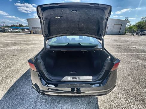 Used 2025 Nissan Altima 2.5 SV image 25