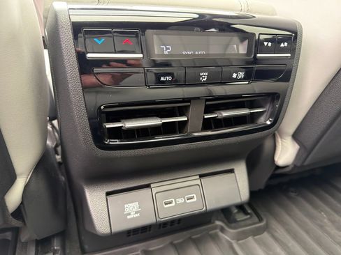 Certified 2023 Acura MDX w/ Technology Package AWD/4WD image 35